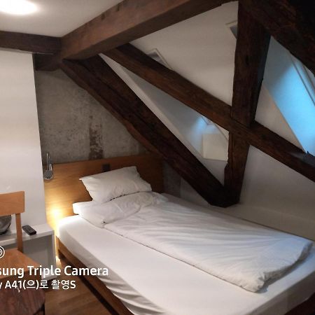 Hotel Lestelle - Self Check-In Люцерн Екстериор снимка