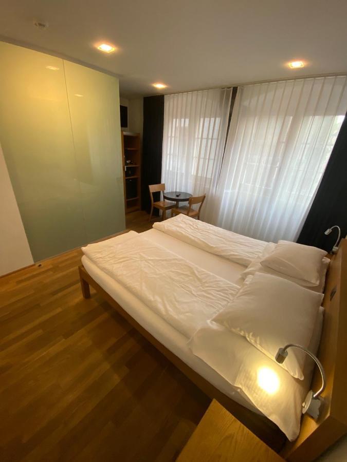 Hotel Lestelle - Self Check-In Люцерн Екстериор снимка