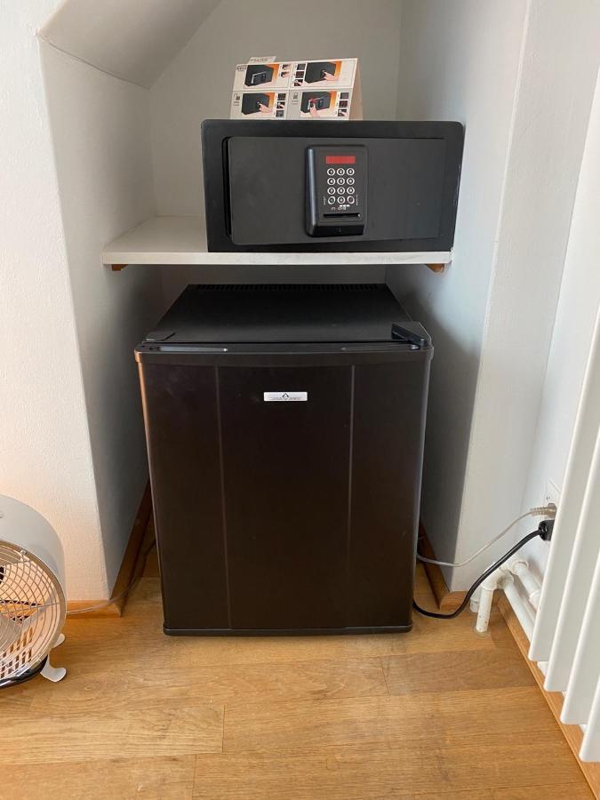 Hotel Lestelle - Self Check-In Люцерн Екстериор снимка